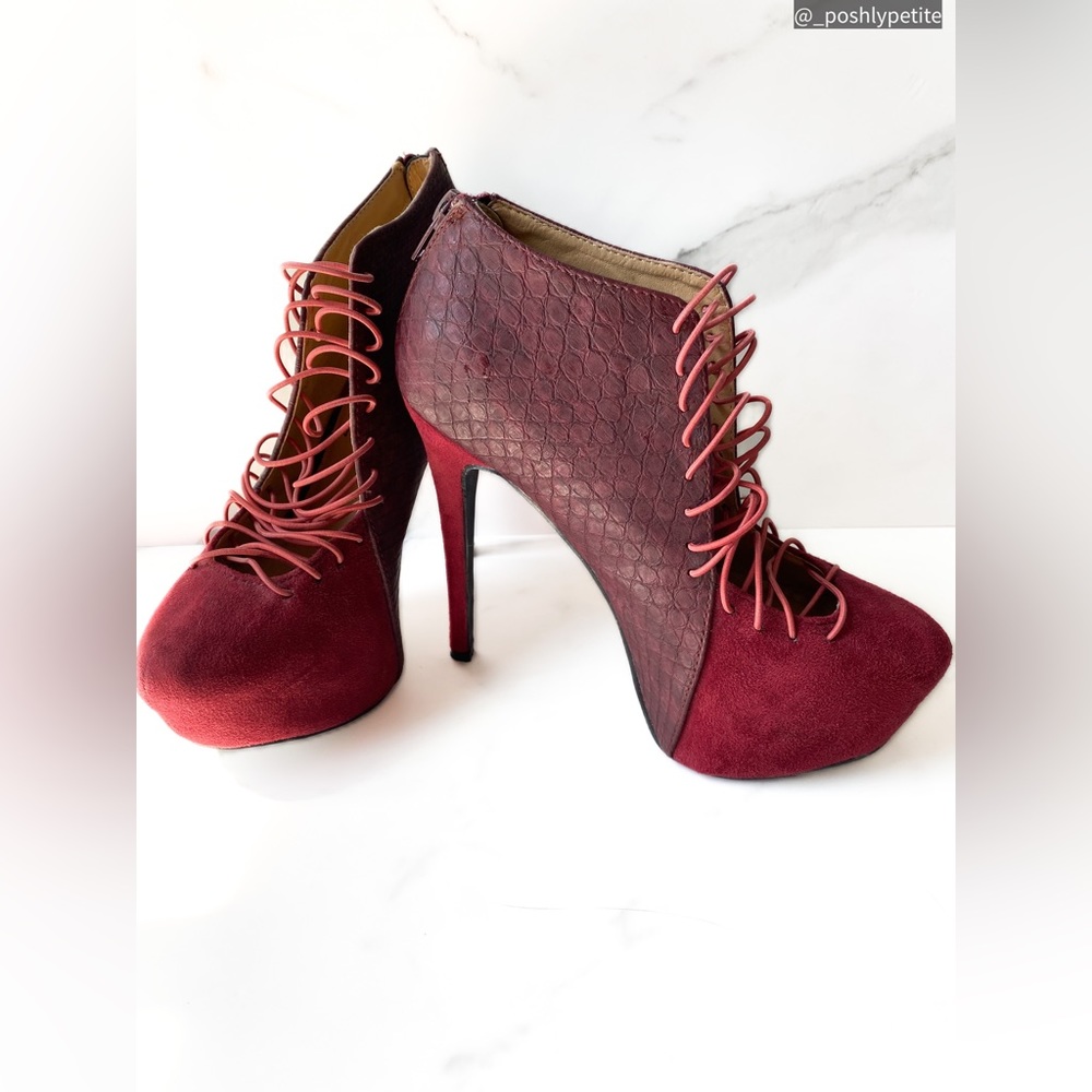 Lace up maroon chunky platform heels